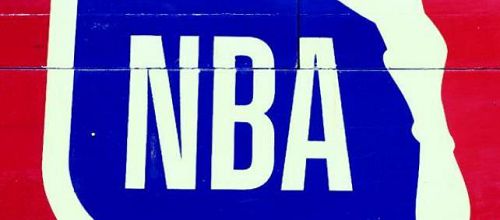  火箭vs雄鹿：激烈对决数据解析  